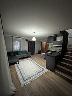 Mariposa Luxury House