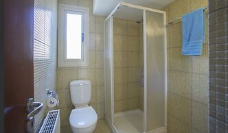 Soothing Sunset Villa, 200m to the Beach