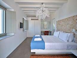 La Vitalite Luxury Villa in Paros