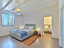 La Vitalite Luxury Villa in Paros