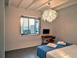 La Vitalite Luxury Villa in Paros