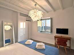 La Vitalite Luxury Villa in Paros