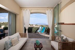 Anemone Apartment With Terrace by Wonderful Italy