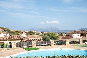 Anemone Apartment With Terrace by Wonderful Italy