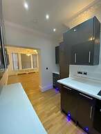 Immaculate 1-bed Lux Apartment in Wolverhampton