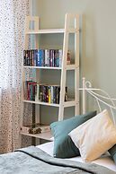 Spacious 2 Bedroom Apartment by Renters