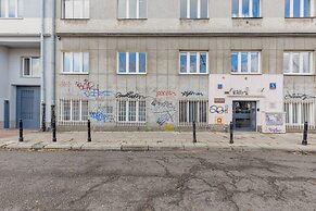 Spacious 2 Bedroom Apartment by Renters