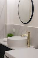 Spacious 2 Bedroom Apartment by Renters