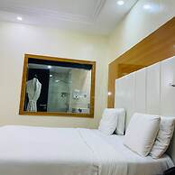 De Phantom Continental Hotel Lekki