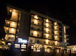 De Phantom Continental Hotel Lekki