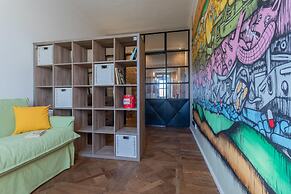 Graffiti Apartment by Wonderful Italy