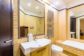 Stylish Apartment a Piazza Municipio by Wonderful Italy