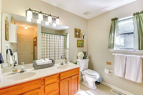 Mountain Cabin w/ Covered Decks & Fire Pit!