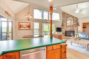 Mountain Cabin w/ Covered Decks & Fire Pit!