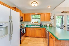 Mountain Cabin w/ Covered Decks & Fire Pit!