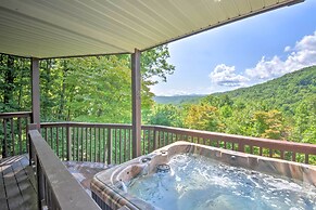 Mountain Cabin w/ Screened Porch & Fire Pit!