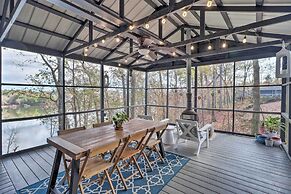 'the Chalet on Sinclair' w/ Private Dock & Kayaks!