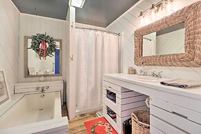 'the Chalet on Sinclair' w/ Private Dock & Kayaks!