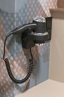 Blue Seashell Studio by Renters