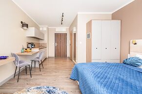 Blue Seashell Studio by Renters