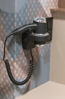 Blue Seashell Studio by Renters