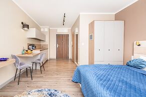 Blue Seashell Studio by Renters