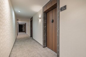 Blue Seashell Studio by Renters