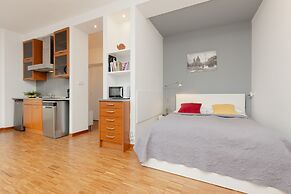 Old Town Studio Piwna by Renters
