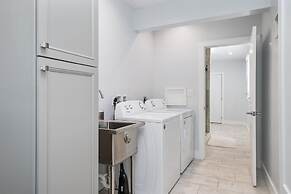 Waterfront Bliss: Ultimate Tilghman Retreat 4 Bedroom Home by RedAwnin