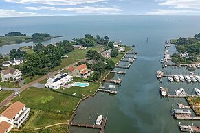 Waterfront Bliss: Ultimate Tilghman Retreat 4 Bedroom Home by RedAwnin