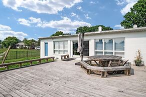 Waterfront Bliss: Ultimate Tilghman Retreat 4 Bedroom Home by RedAwnin