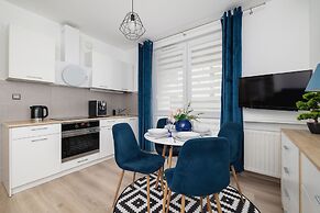 Avia Apartment in Krakow by Renters