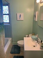 Beach Side Studio #3 Apts by Redawning