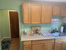 Beach Side Studio #3 Apts by Redawning