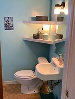 Beach Side Studio #4 1 Bedroom Apts by RedAwning