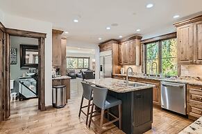 4418 Columbine Drive 4 Bedroom Home by RedAwning