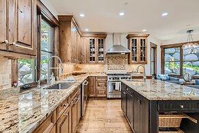 4418 Columbine Drive 4 Bedroom Home by RedAwning