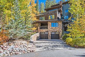 4418 Columbine Drive 4 Bedroom Home by RedAwning