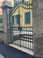 A pochi passi dal mare- PortofinoVacanze