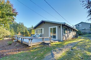 Gig Harbor Vacation Rental Home: 1 Mi to Uptown!