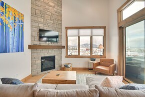 Winter Park Retreat: Balcony, Hot Tub & Fireplace!