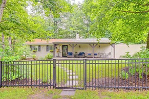 Lake Winnipesaukee Getaway w/ Private Beach Access