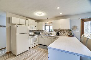 Half-mi to Lake: Pocono Pines Home w/ Hot Tub