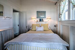 Kennebunk Cottage w/ Private Beach & Ocean Views!
