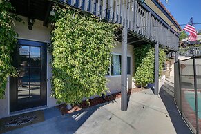 Family-friendly Fullerton Unit w/ Private Pool!