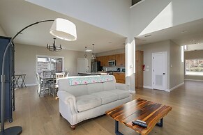 Riverfront Cotter Home: Close to Trout Fishing!
