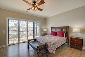 Riverfront Cotter Home: Close to Trout Fishing!