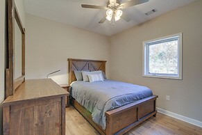 Riverfront Cotter Home: Close to Trout Fishing!