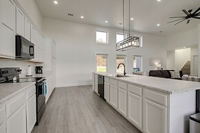 Bright Cotter Vacation Rental w/ White River Views