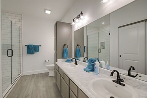 Bright Cotter Vacation Rental w/ White River Views